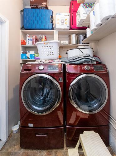 1217 Green Road, Sicamous, BC - Indoor Photo Showing Laundry Room