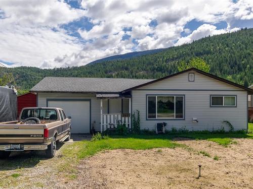 1217 Green Road, Sicamous, BC - Outdoor