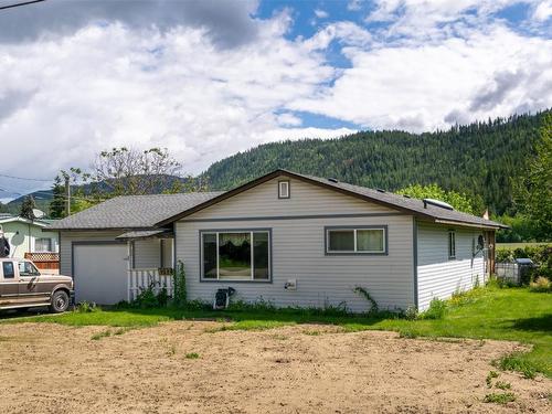 1217 Green Road, Sicamous, BC - Outdoor