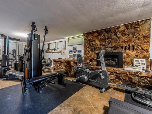 2736 Thompson Drive, Kamloops, BC - Indoor Photo Showing Gym Room