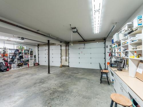 2736 Thompson Drive, Kamloops, BC - Indoor Photo Showing Garage