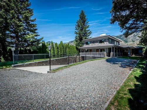 2736 Thompson Drive, Kamloops, BC - Outdoor With Deck Patio Veranda