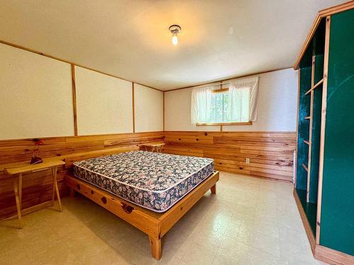 Unit 6 Moore Bay, Kenora, ON - Indoor Photo Showing Bedroom