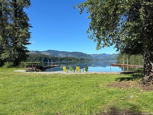 7302 Peri Rd, Lake Cowichan, BC 