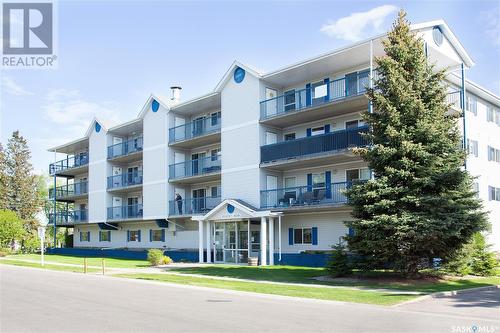 206 2501 25Th Street W, Prince Albert, SK - Outdoor With Facade