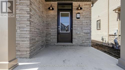 103 Keelson Street, Niagara Falls, ON - Outdoor