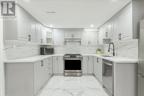 1291 Princeton Crescent, Burlington, ON - Indoor Photo Showing Kitchen With Upgraded Kitchen