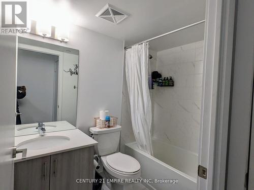 217 - 1480 Bayly Street N, Pickering, ON - Indoor Photo Showing Bathroom