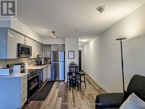 217 - 1480 Bayly Street N, Pickering, ON - Indoor Photo Showing Kitchen