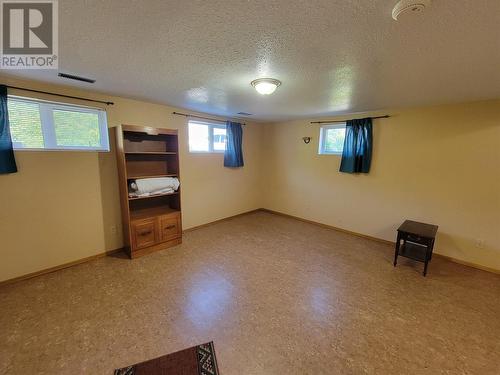 429 12Th Avenue, Keremeos, BC - Indoor Photo Showing Basement