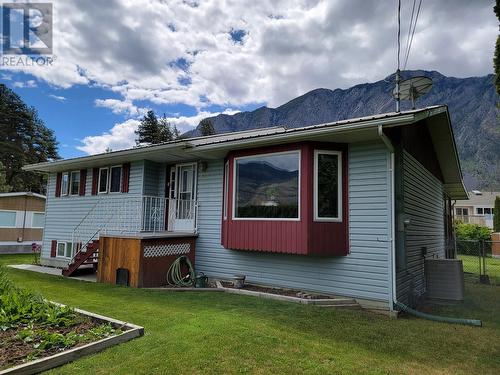 429 12Th Avenue, Keremeos, BC - Outdoor