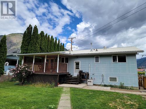 429 12Th Avenue, Keremeos, BC - Outdoor With Deck Patio Veranda