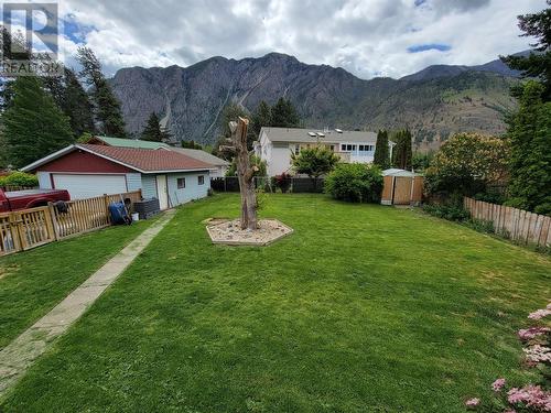 429 12Th Avenue, Keremeos, BC - Outdoor