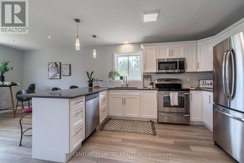 70 River Heights Road, Marmora And Lake, ON - Indoor Photo Showing Kitchen