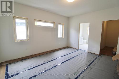 624 26Th Avenue, Hanover, ON - Indoor Photo Showing Other Room