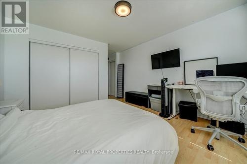 99 Mondeo Drive, Toronto, ON - Indoor Photo Showing Bedroom