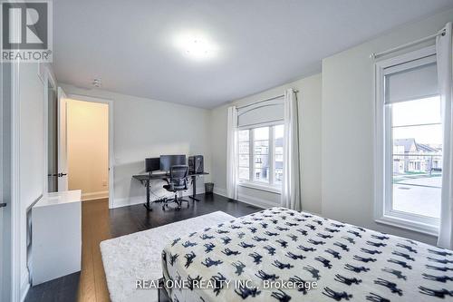 149 Milky Way Drive, Richmond Hill, ON - Indoor Photo Showing Bedroom