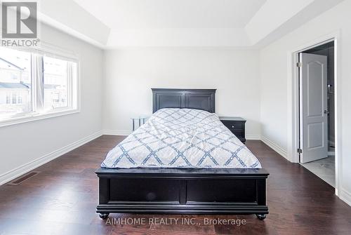 11 Kester Court, East Gwillimbury, ON - Indoor Photo Showing Bedroom