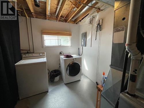 9709 10 Street, Dawson Creek, BC - Indoor Photo Showing Laundry Room