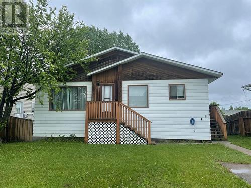 9709 10 Street, Dawson Creek, BC - Outdoor