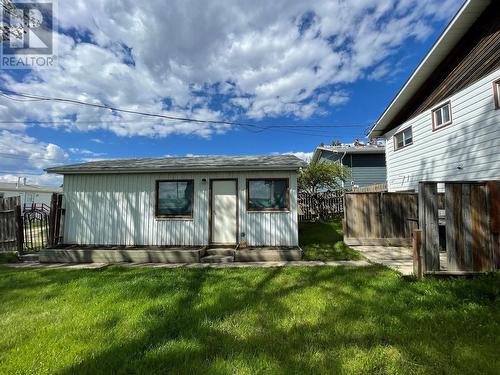 9709 10 Street, Dawson Creek, BC - Outdoor