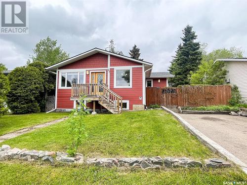 67 Dunfield Crescent, Meadow Lake, SK - Outdoor With Deck Patio Veranda