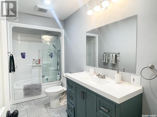 67 Dunfield Crescent, Meadow Lake, SK - Indoor Photo Showing Bathroom