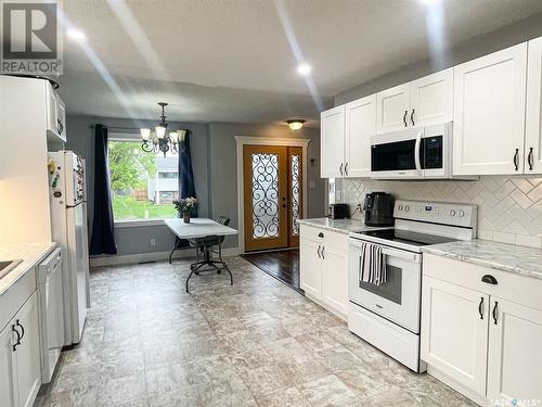 67 Dunfield Crescent, Meadow Lake, SK - Indoor Photo Showing Kitchen