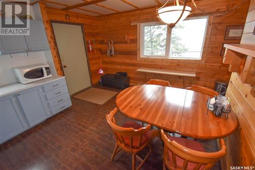 228 Sunset Place, Echo Bay, SK - Indoor Photo Showing Dining Room