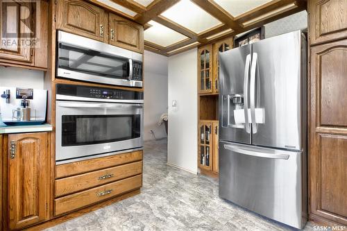 3379 Dent Crescent, Prince Albert, SK - Indoor Photo Showing Kitchen With Stainless Steel Kitchen