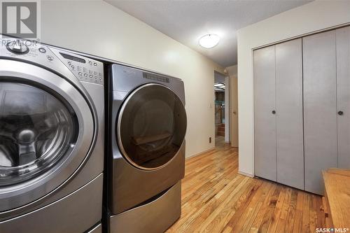 3379 Dent Crescent, Prince Albert, SK - Indoor Photo Showing Laundry Room