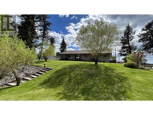 5153 Lakes Road, 108 Mile Ranch, BC - Outdoor