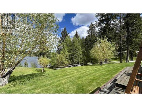 5153 Lakes Road, 108 Mile Ranch, BC - Outdoor