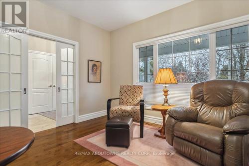 298 River Side Drive, Oakville (Old Oakville), ON - Indoor