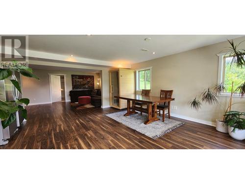 532 Blake Court, Warfield, BC - Indoor