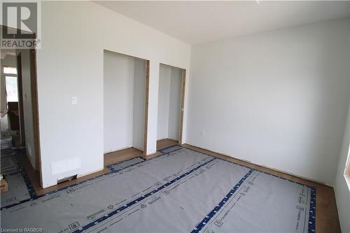 624 26Th Avenue, Hanover, ON - Indoor Photo Showing Other Room