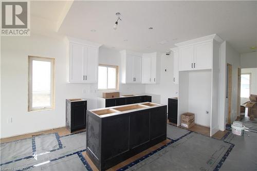 624 26Th Avenue, Hanover, ON - Indoor Photo Showing Other Room