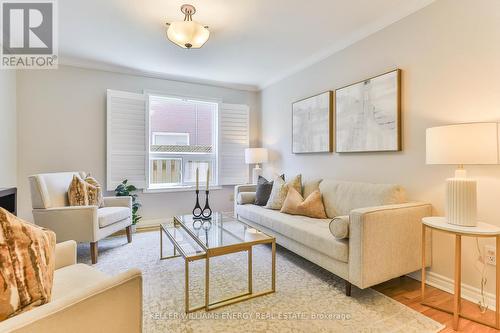 38 Toba Crescent, Brampton, ON - Indoor Photo Showing Living Room