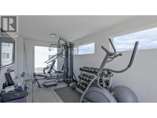 4075 Lakeshore Road, Kelowna, BC - Indoor Photo Showing Gym Room