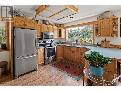 648 Sheep Creek Road, Kaleden, BC - Indoor Photo Showing Kitchen With Stainless Steel Kitchen With Double Sink