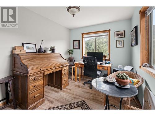 648 Sheep Creek Road, Kaleden, BC - Indoor Photo Showing Office