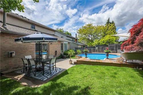 2 Lisajane Court, Hamilton, ON - Outdoor With In Ground Pool With Deck Patio Veranda With Exterior