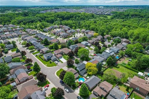 2 Lisajane Court, Hamilton, ON - Outdoor With View
