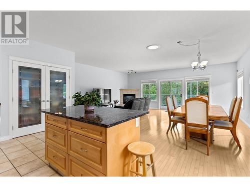 3727 Overlander Drive, Kamloops, BC - Indoor Photo Showing Dining Room