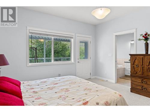 3727 Overlander Drive, Kamloops, BC - Indoor Photo Showing Bedroom