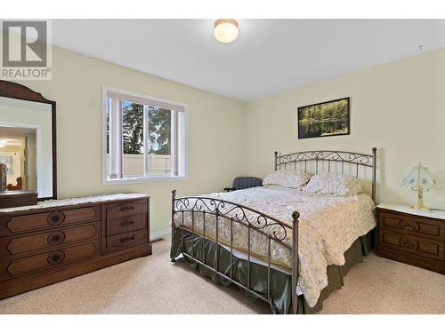 201 Kildonan Avenue Unit# 32, Enderby, BC - Indoor Photo Showing Bedroom