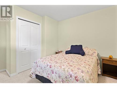 201 Kildonan Avenue Unit# 32, Enderby, BC - Indoor Photo Showing Bedroom