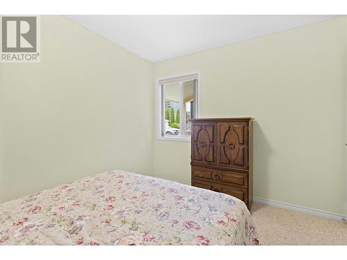 201 Kildonan Avenue Unit# 32, Enderby, BC - Indoor Photo Showing Bedroom