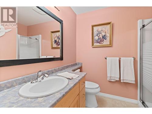 201 Kildonan Avenue Unit# 32, Enderby, BC - Indoor Photo Showing Bathroom