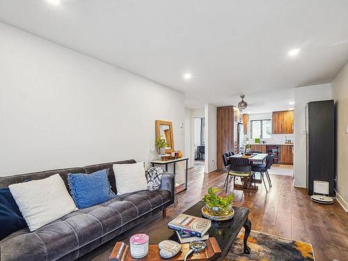 Overall view - 6 Rue St-Charles, Montréal (L'Île-Bizard/Sainte-Geneviève), QC - Indoor Photo Showing Living Room